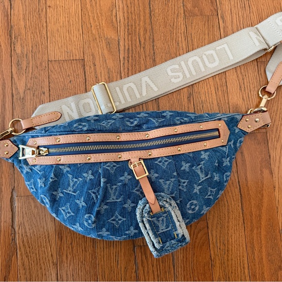 Louis Vuitton Handbags - Louis Vuitton denim High Rise Bumbag Monogram Crossbody with Natural Trim
